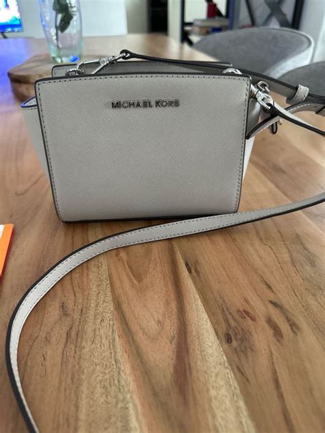 michael kors umhängetasche grau klein|Michael Kors Umhängetasche (2024) Preisvergleich .